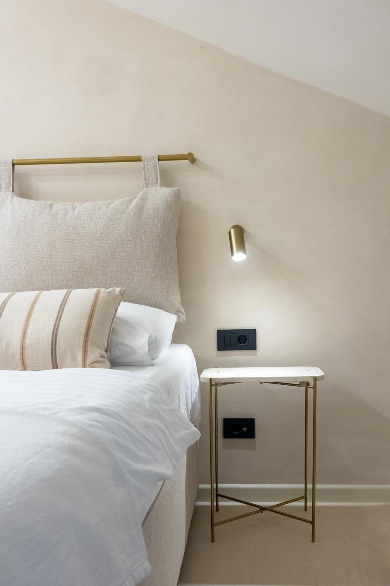 Lo͝Or Luxury Retreat Hotell Stobreč Exteriör bild