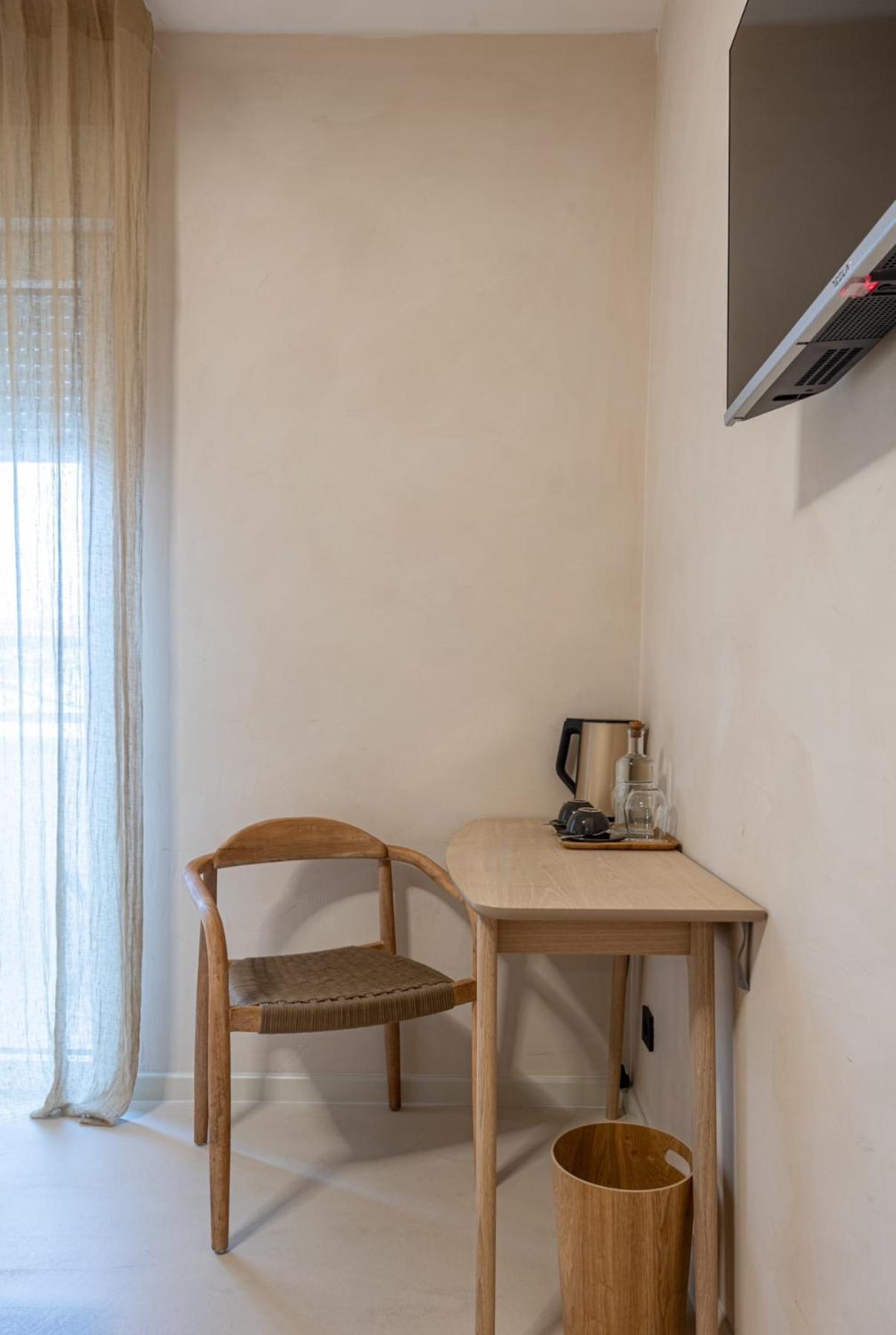 Lo͝Or Luxury Retreat Hotell Stobreč Exteriör bild