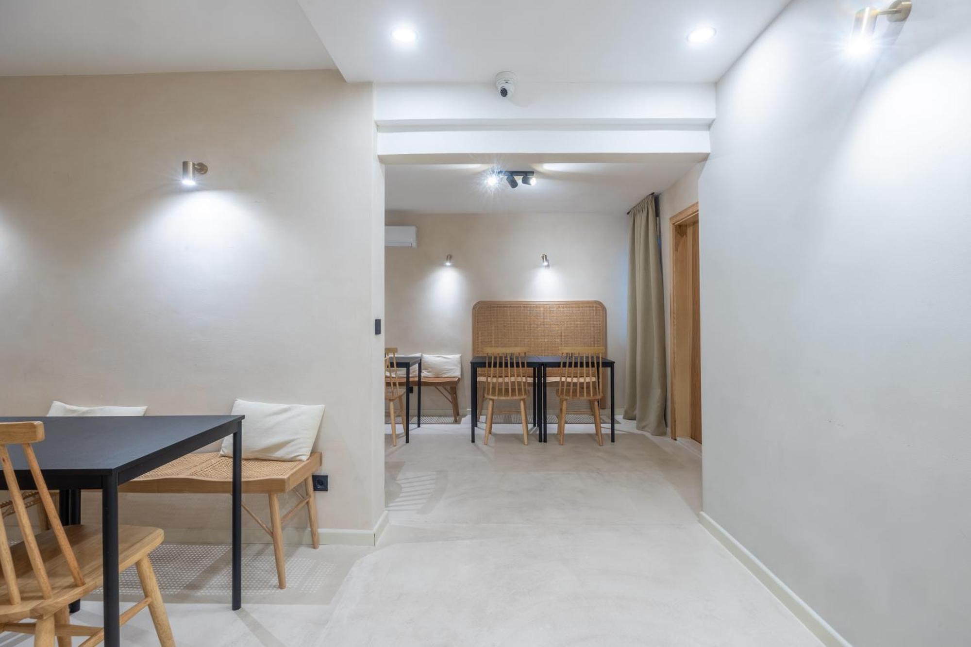 Lo͝Or Luxury Retreat Hotell Stobreč Exteriör bild