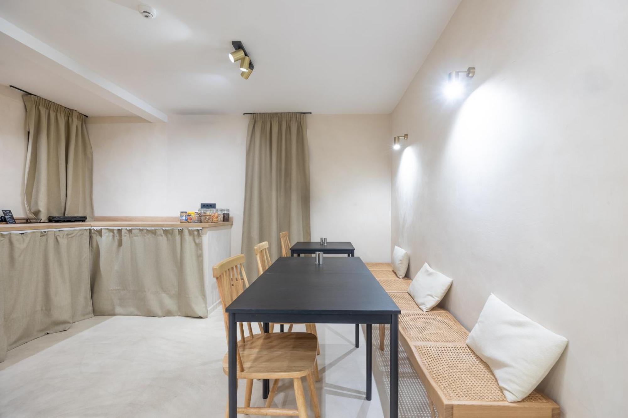 Lo͝Or Luxury Retreat Hotell Stobreč Exteriör bild