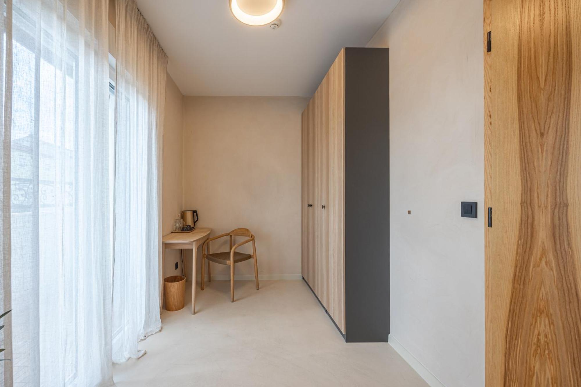 Lo͝Or Luxury Retreat Hotell Stobreč Exteriör bild